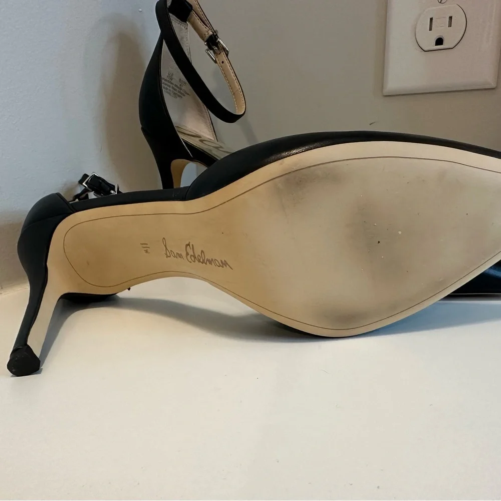 Sam Edelman Black Pointed Toe Heels